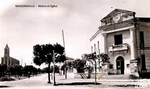 Mouzaiaville - Mairie et Eglise